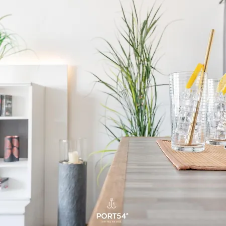 Marina 9403 In Marina